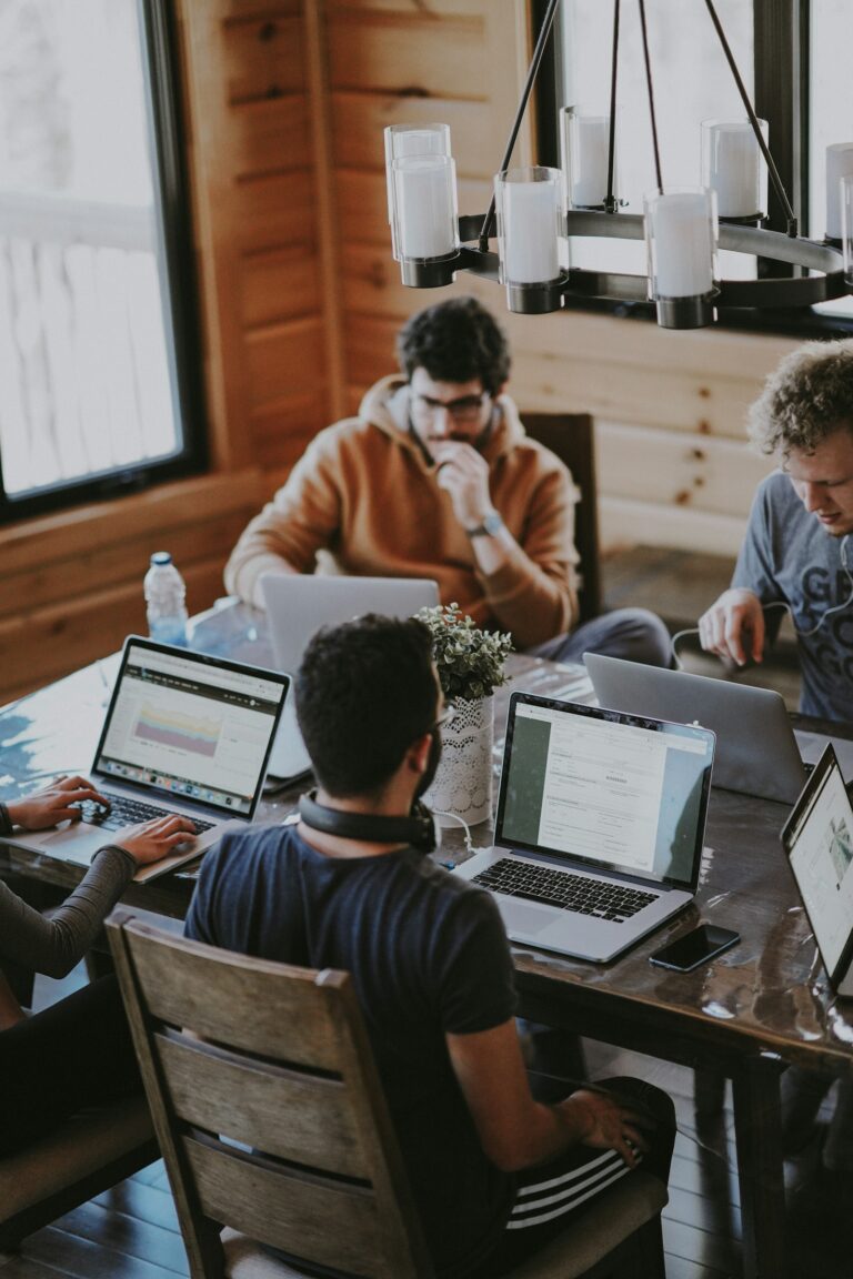 How to Choose the Right Business Insurance Policy