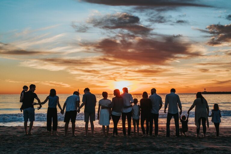 Term vs Whole Life Insurance: A Complete Guide